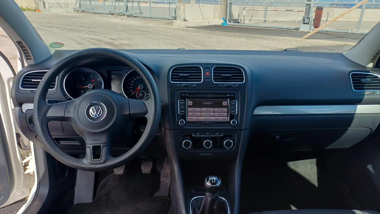 Volkswagen Golf 1.6 TDI DPF 5p. Highline