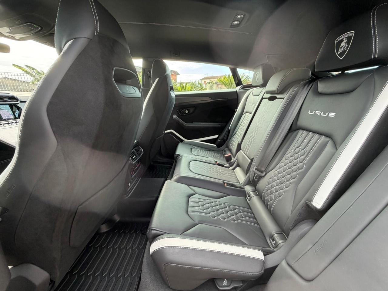 Lamborghini Urus Performante 666CV *AKRAPOVIC*HEAD-UP*CARBONIO