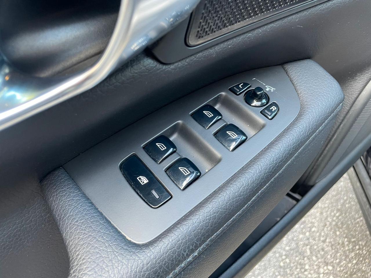 VOLVO V90 2.0d 150cv GEARTRONIC *NAVI-KAMERA-PELLE*