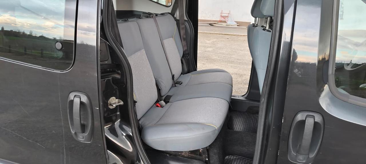 Peugeot Bipper Tepee 1.4 HDi 70CV Outdoor