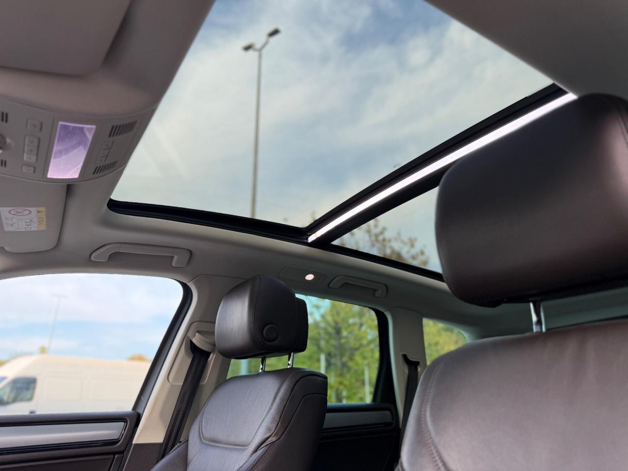 Volkswagen Touareg 3.0 TDI 262 CV *PREZZO REALE*pelle*Automatik*Tetto*Pelle
