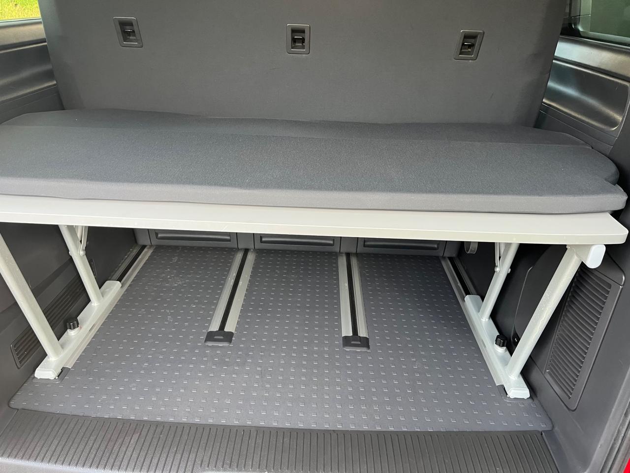 Volkswagen California T5 2.0TDI BEACH AUTOCARAVAN