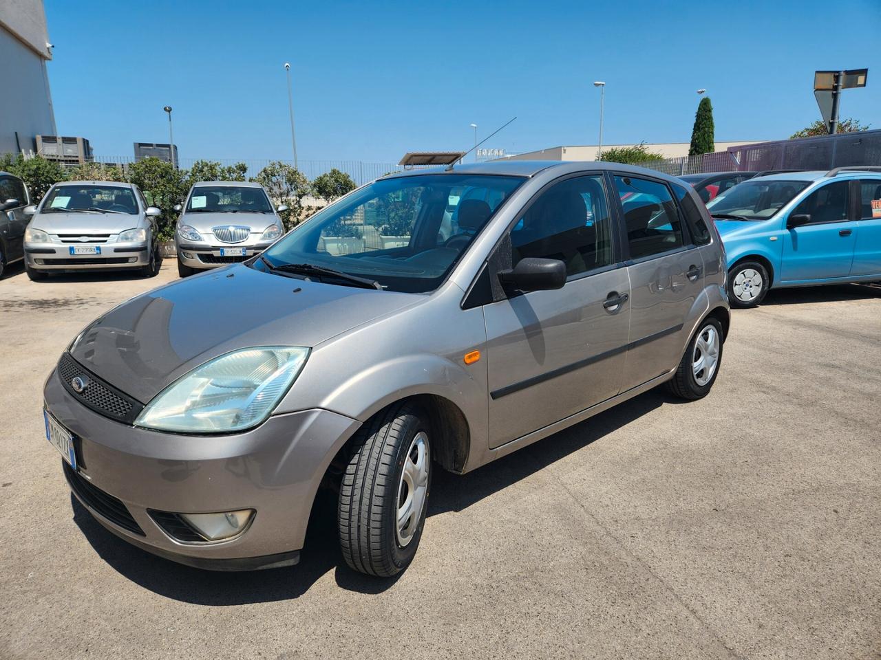 Ford Fiesta 1.2 16V 5p. Ghia BENZINA/ METANO