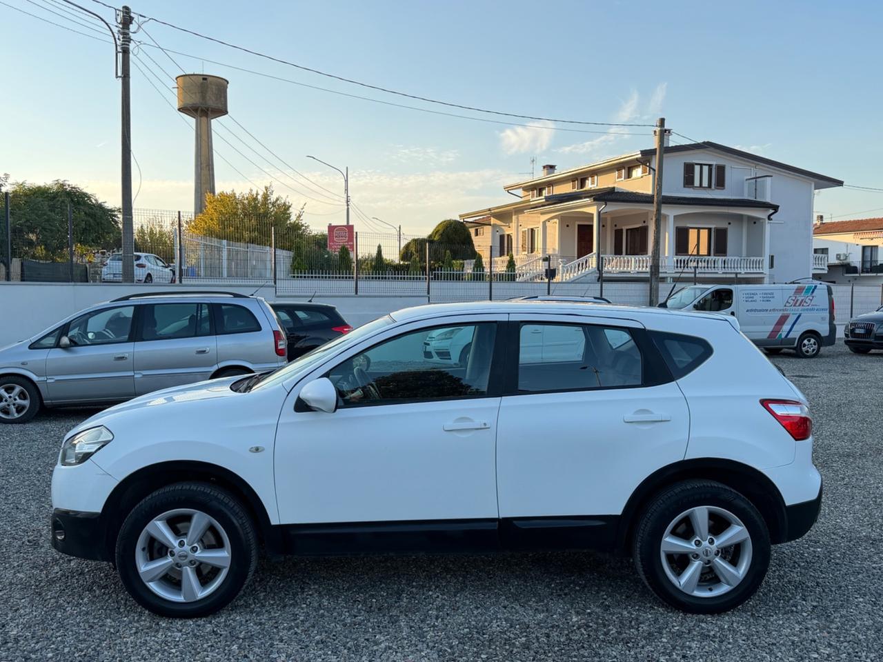 Nissan Qashqai 2.0 dCi DPF Tekna