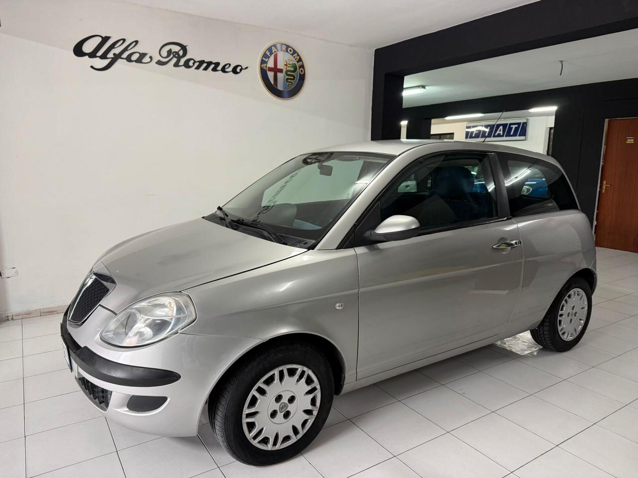 Lancia Ypsilon 1.2 Argento
