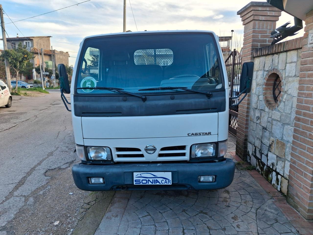 Nissan Cabstar 35.13 3.0 Tdi PC-RG Cabinato Ribaltabile trilaterale