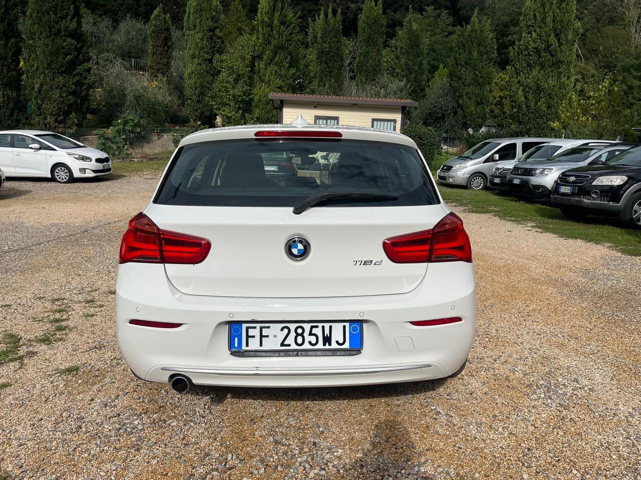 Bmw 118 118d 5p. Urban