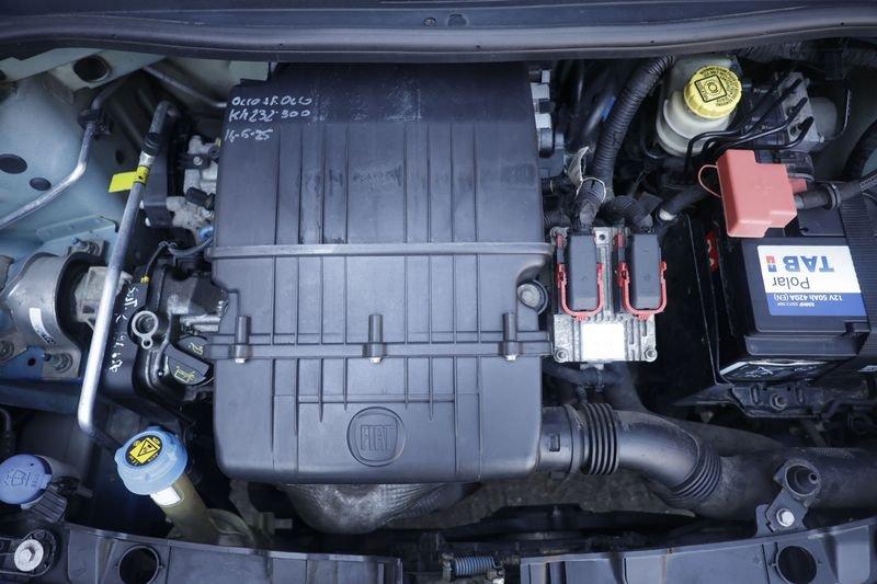 FIAT Panda FIAT Panda 1.2 Lounge 51KW ANNO 2012