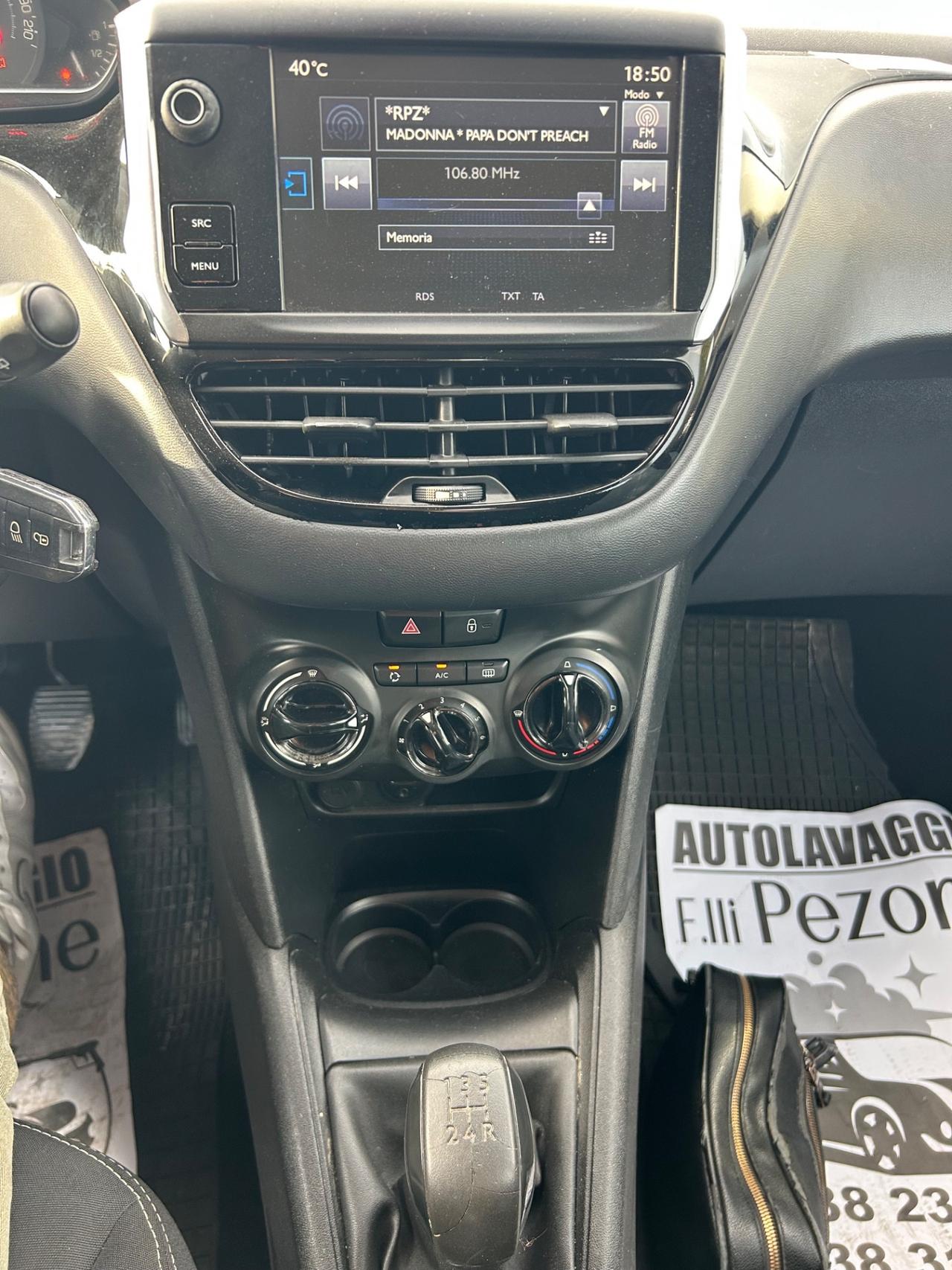 Peugeot 208 BlueHDi 75 5 porte Allure