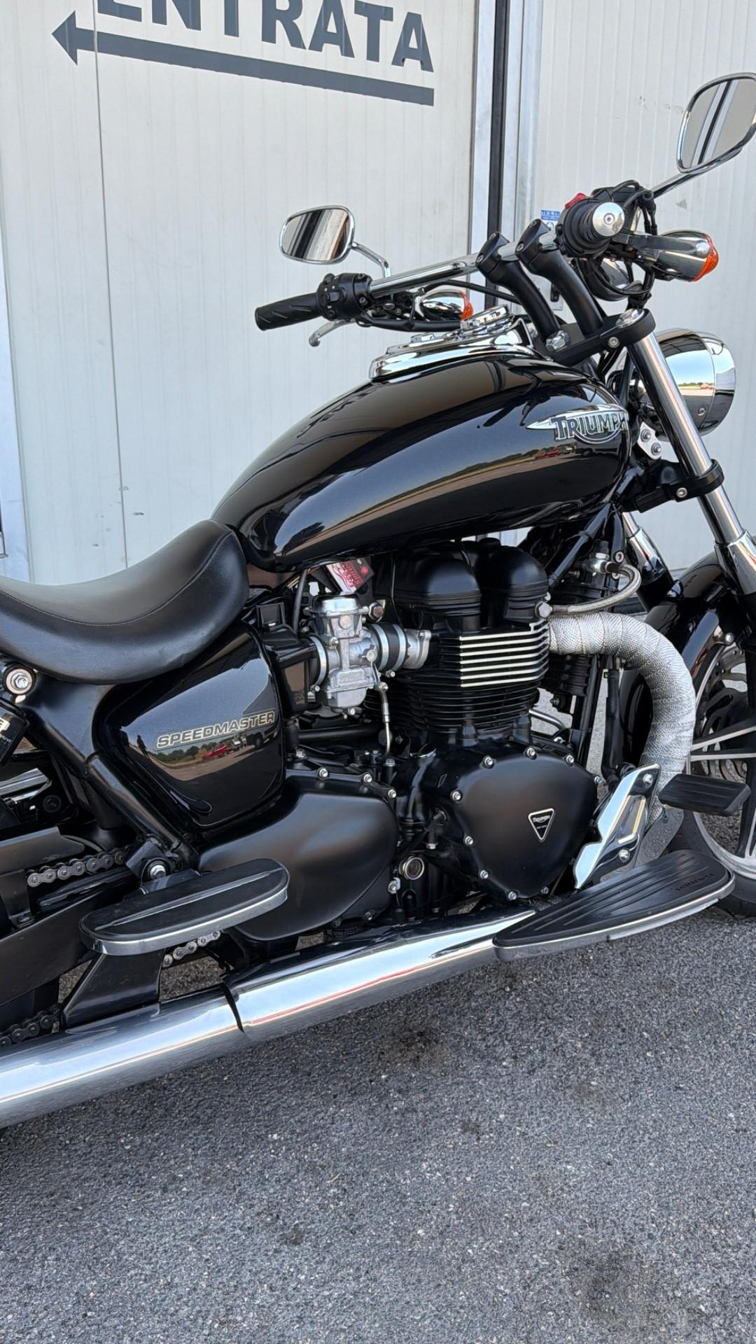 Triumph SpeedMaster 900