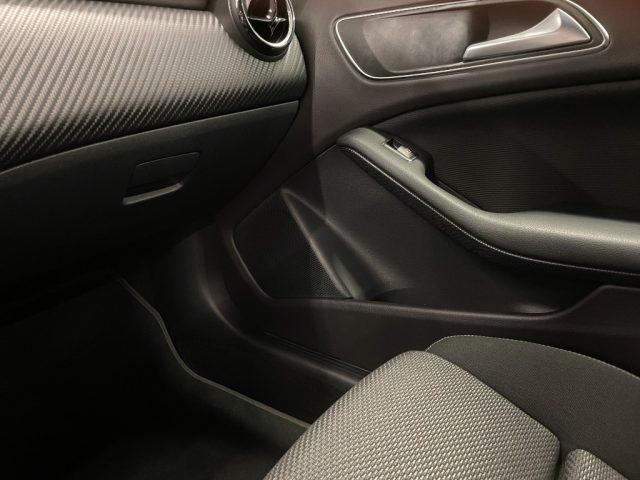 MERCEDES-BENZ GLA 180 1.5 d 109 CV Business