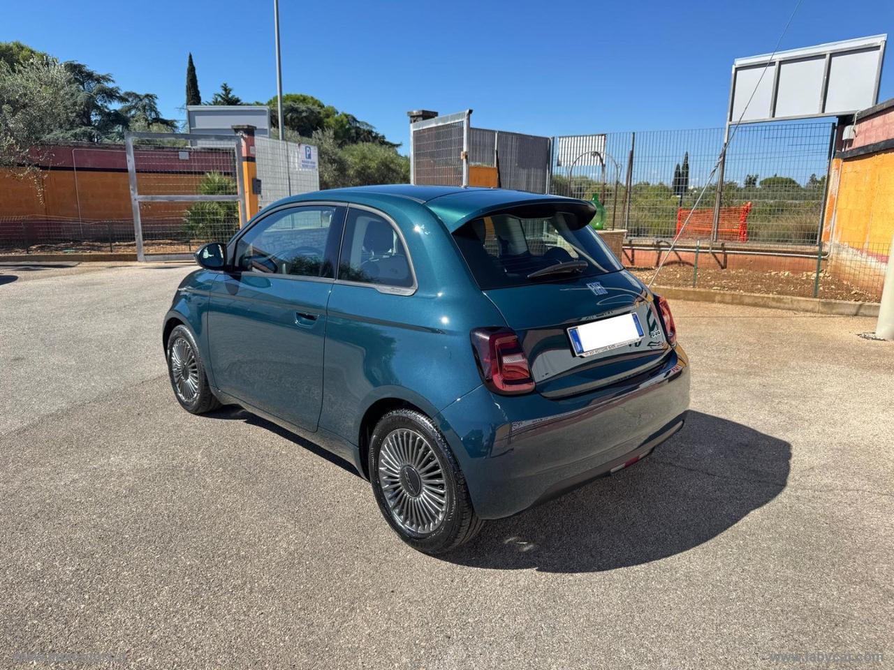 FIAT 500 LA PRIMA BERLINA 42 KWH