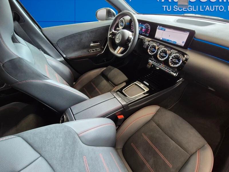 MERCEDES Classe A (W177) A 200 Automatic AM...