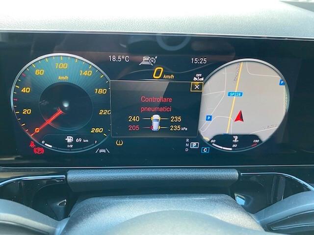 MERCEDES BENZ GLA 200 D AUTOMATIC 4MATIC AMG LINE