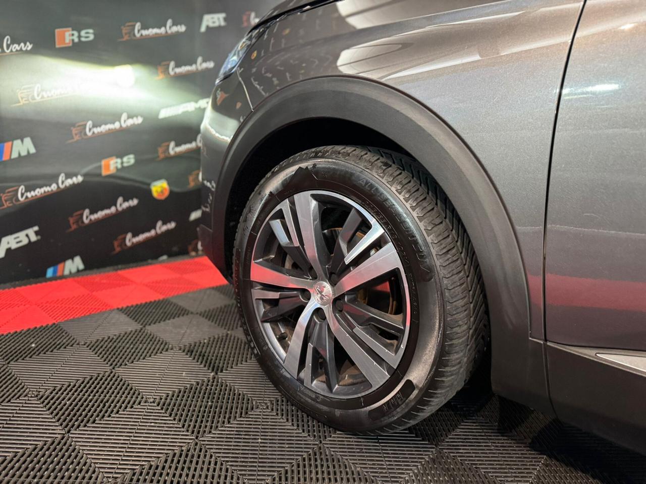 Peugeot 3008 BlueHDi 130 S&S EAT8 Allure