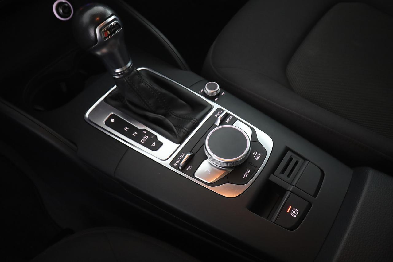 AUDI A3 3ª serie A3 SPB 30 TDI S tronic Business