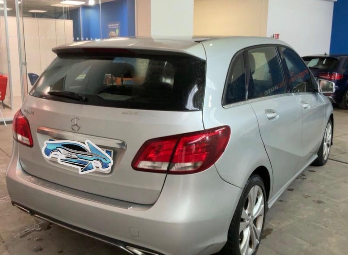 Mercedes-benz B 180 d Premium