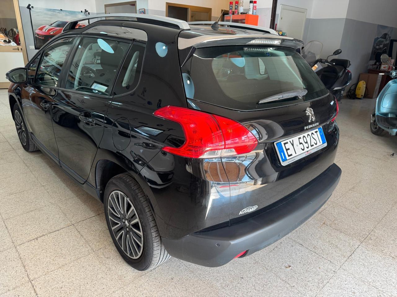 Peugeot 2008 PureTech 82 cv. Allure OK NEOPATENTATI