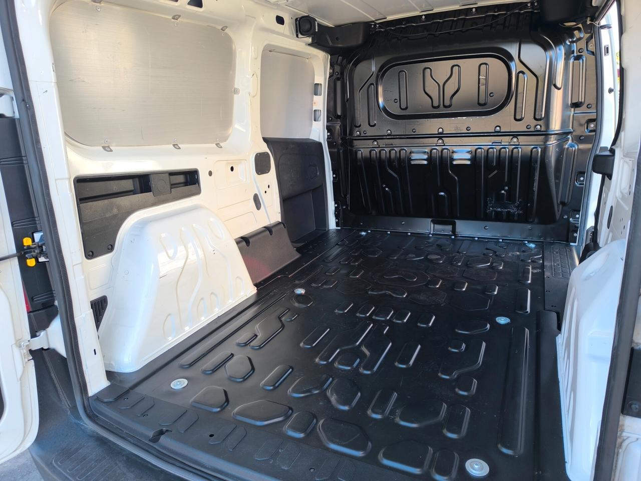 FIAT DOBLÒ LOUNGE 1.6 MAXI 07/2019 1 PROPRIETARIO