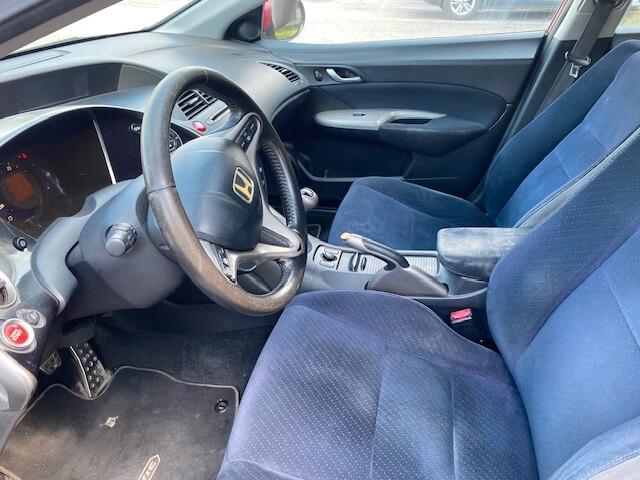 Honda Civic 1.8 i-VTEC 5p. Exclusive LE