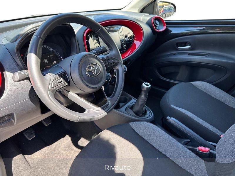 Toyota Aygo X 1.0B (72 CV) Active
