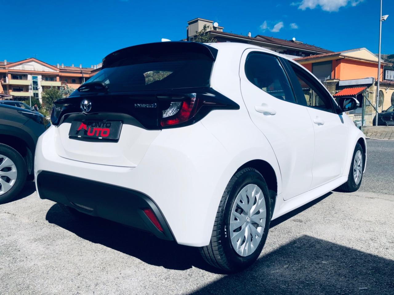 Toyota Yaris 1.0 5 porte Active