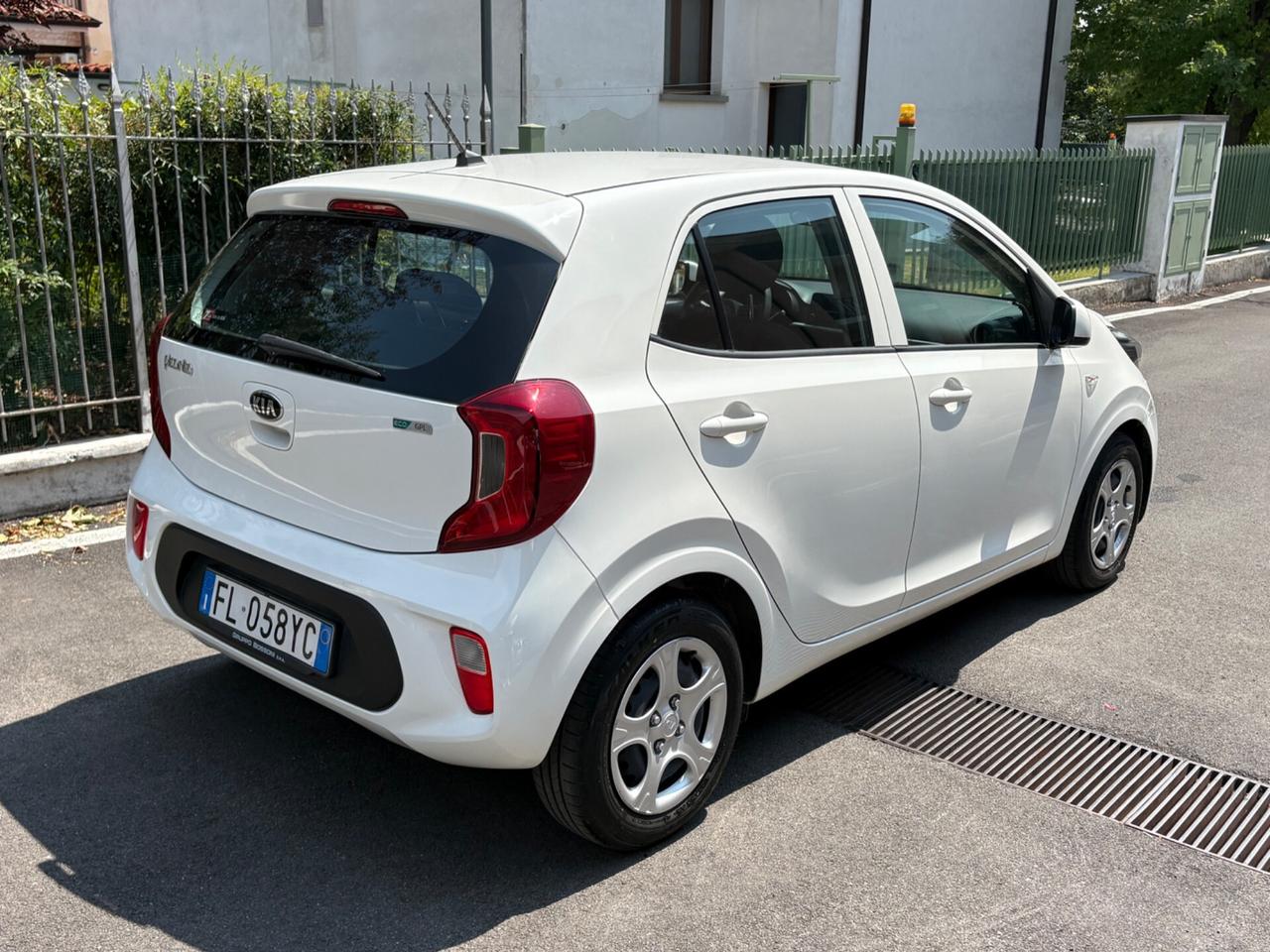 Kia Picanto 1.0 12V EcoGPL 5 porte Cool NEOPATENTATI