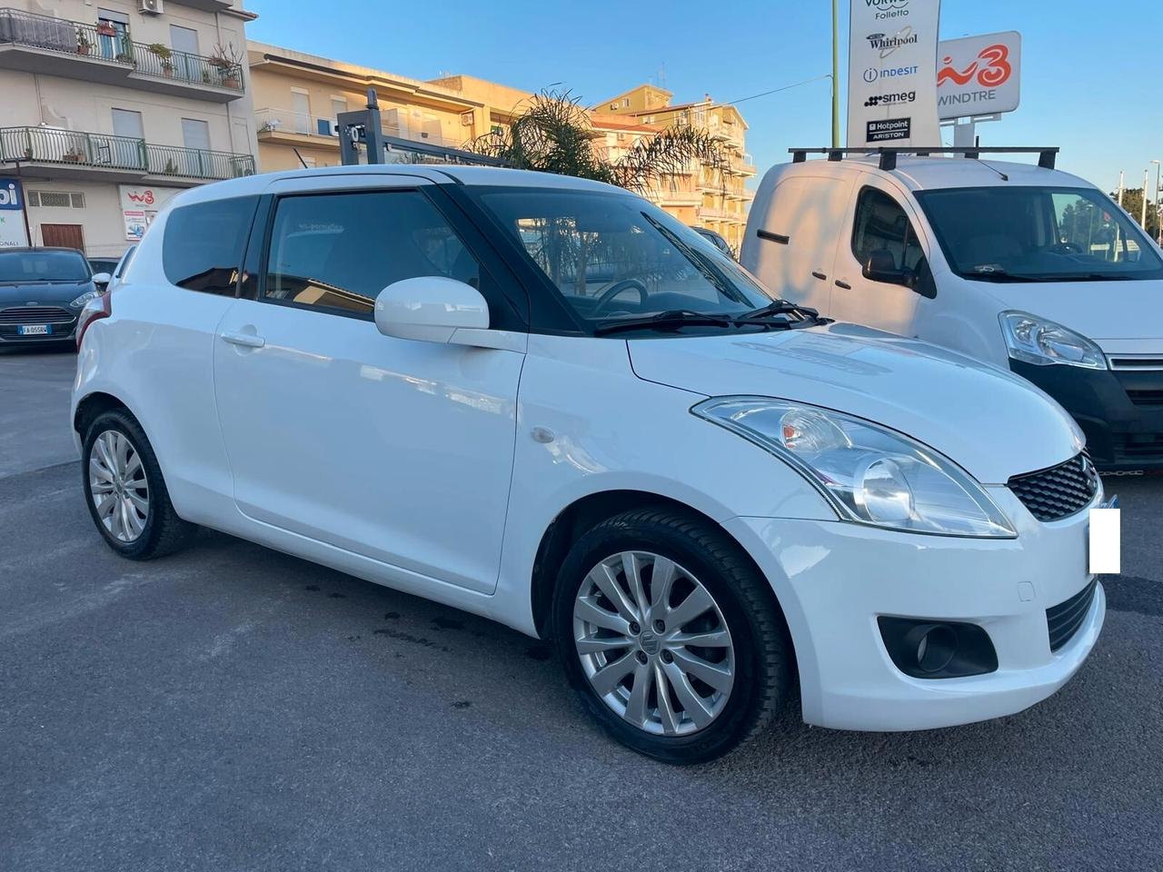 Suzuki Swift "Finanziabile Senza Busta Paga"