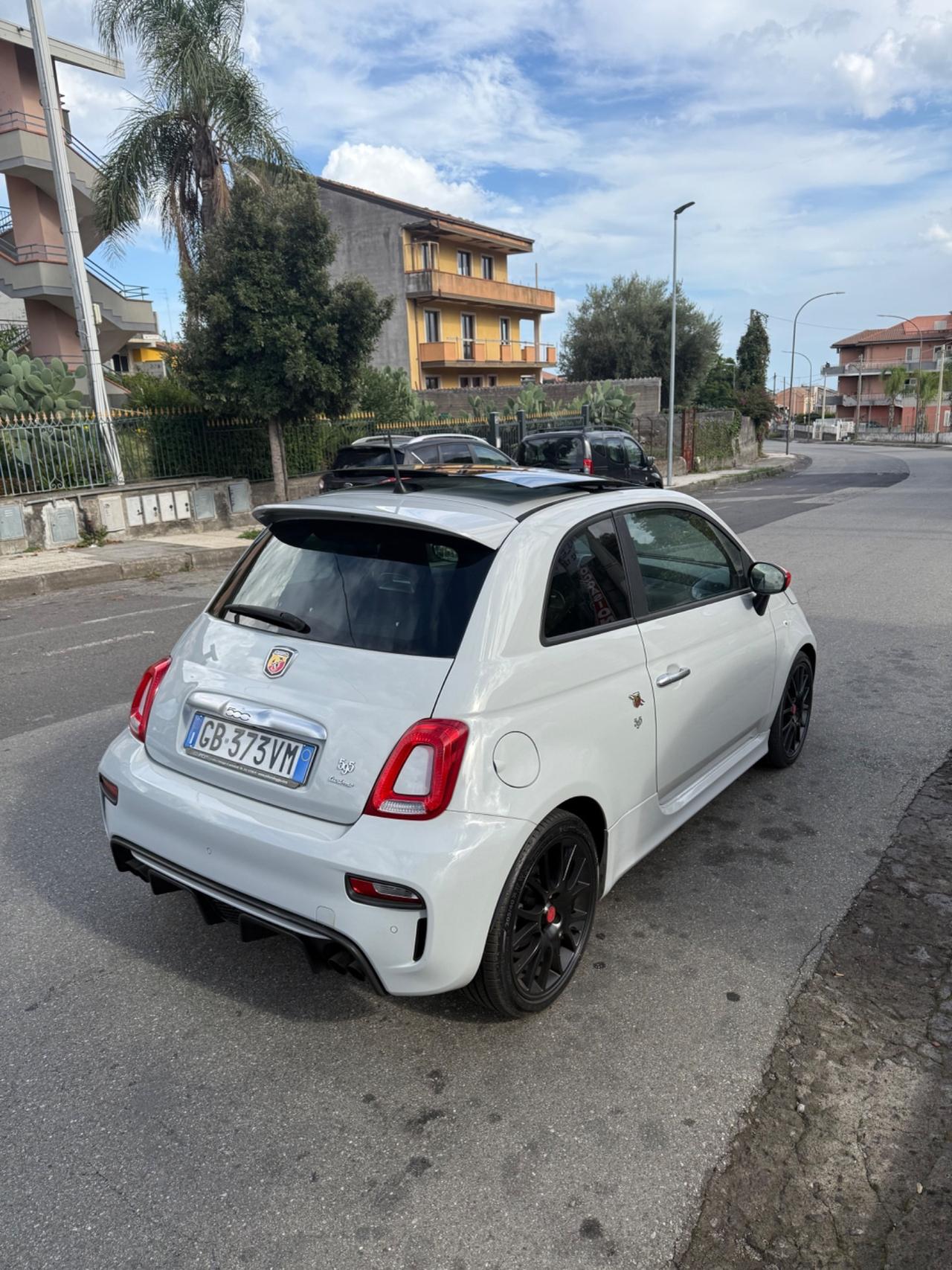 Abarth 595 1.4 Turbo T-Jet 165 CV Turismo