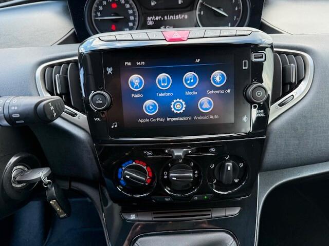 Lancia Ypsilon 1.0 FireFly 5 porte S&S Hybrid Ecochic Gold