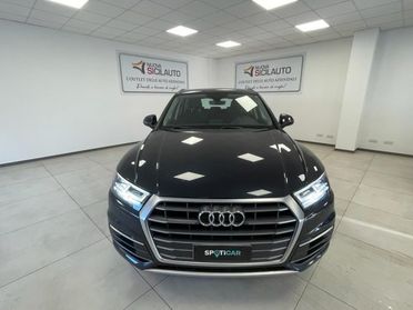 AUDI Q5 2.0 TDI 150 CV Business