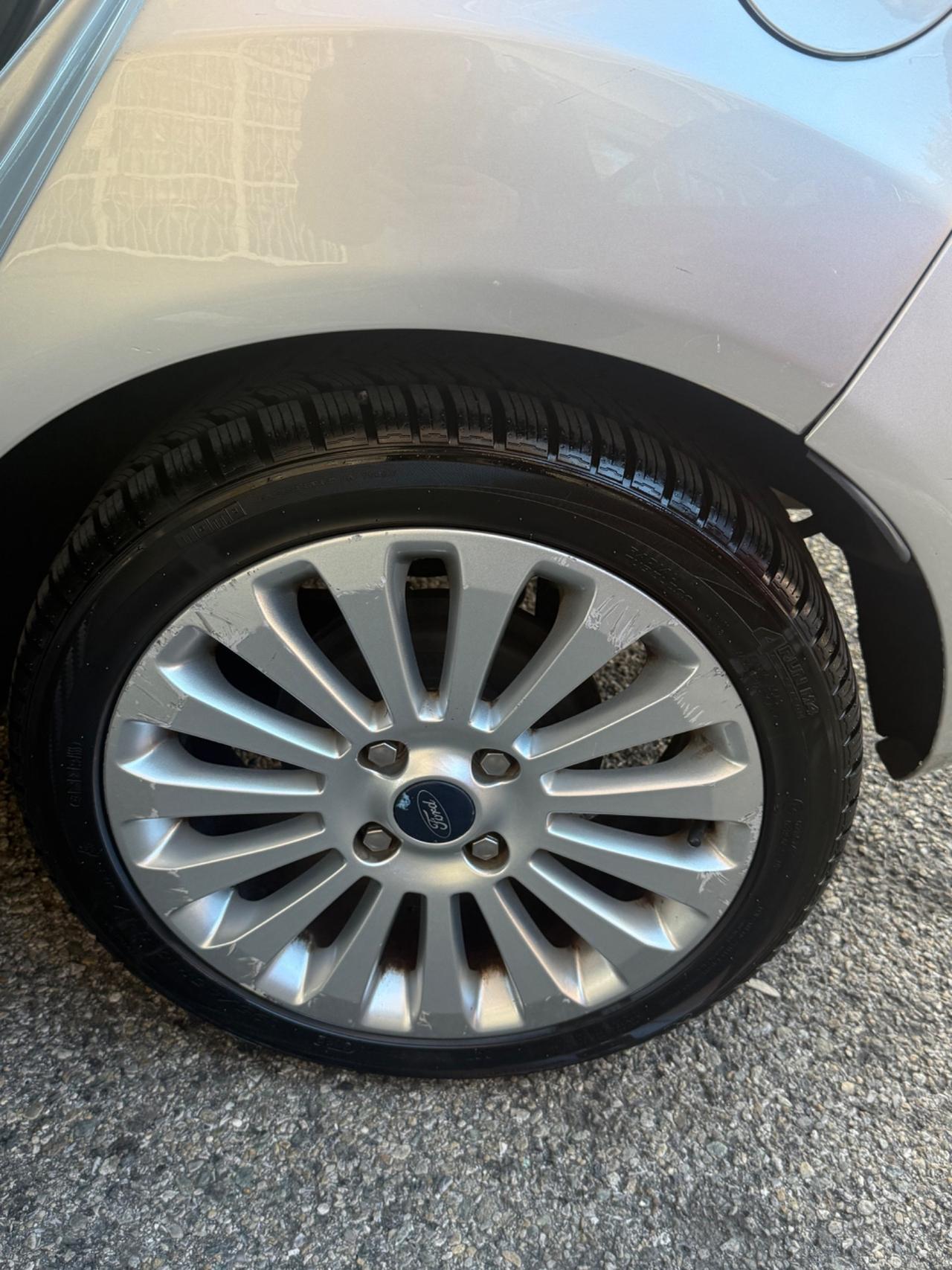 Ford Fiesta 1.4 5 porte Bz.- GPL Titanium