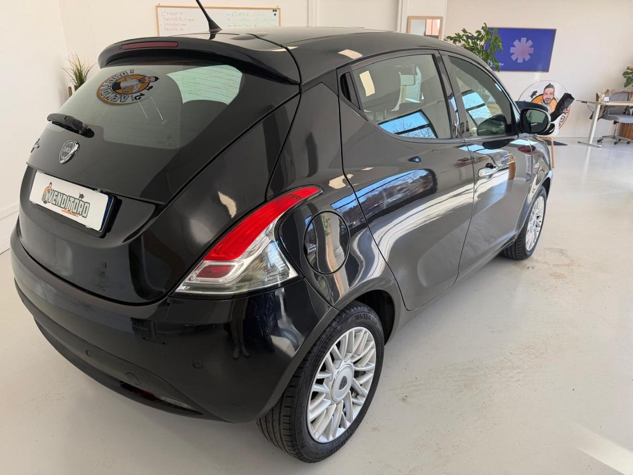 LANCIA Ypsilon 1.3 MJT 95 CV 5p. S&S Platinum