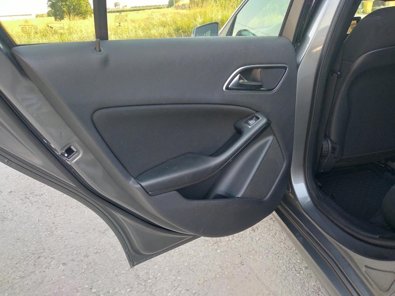 Mercedes-benz A 200 CDI BlueEFFICIENCY Executive
