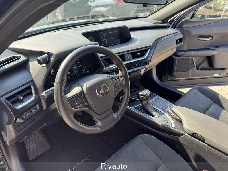 Lexus UX Hybrid Executive