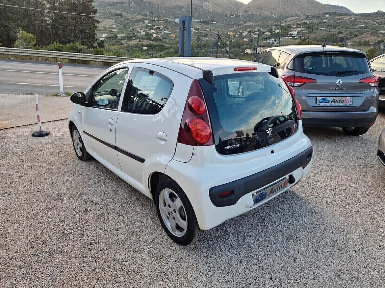 Peugeot 107 1.0 68CV 5p. Active