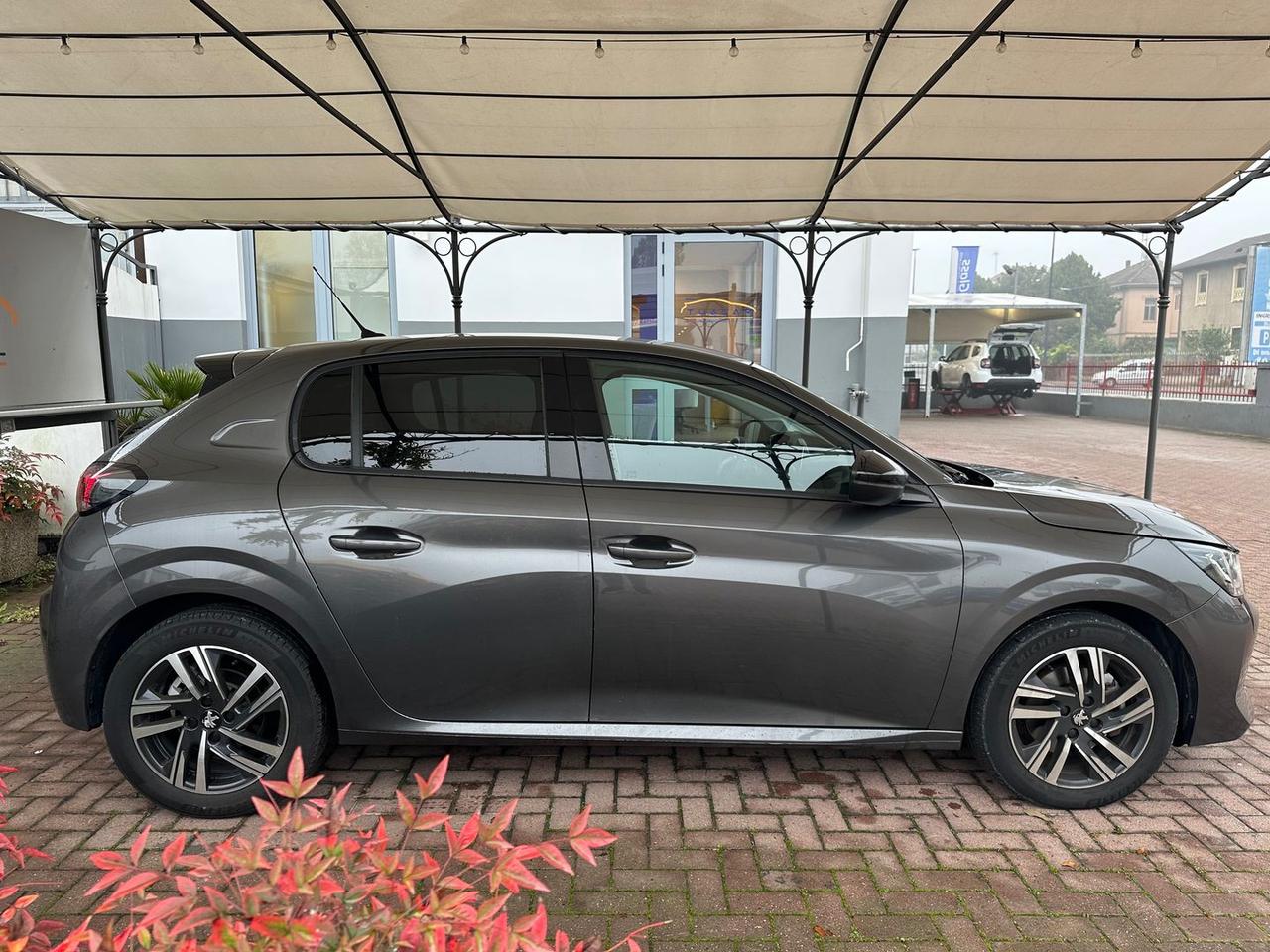 Peugeot 208 Allure Pack 1.2 PureTech 100 #7911