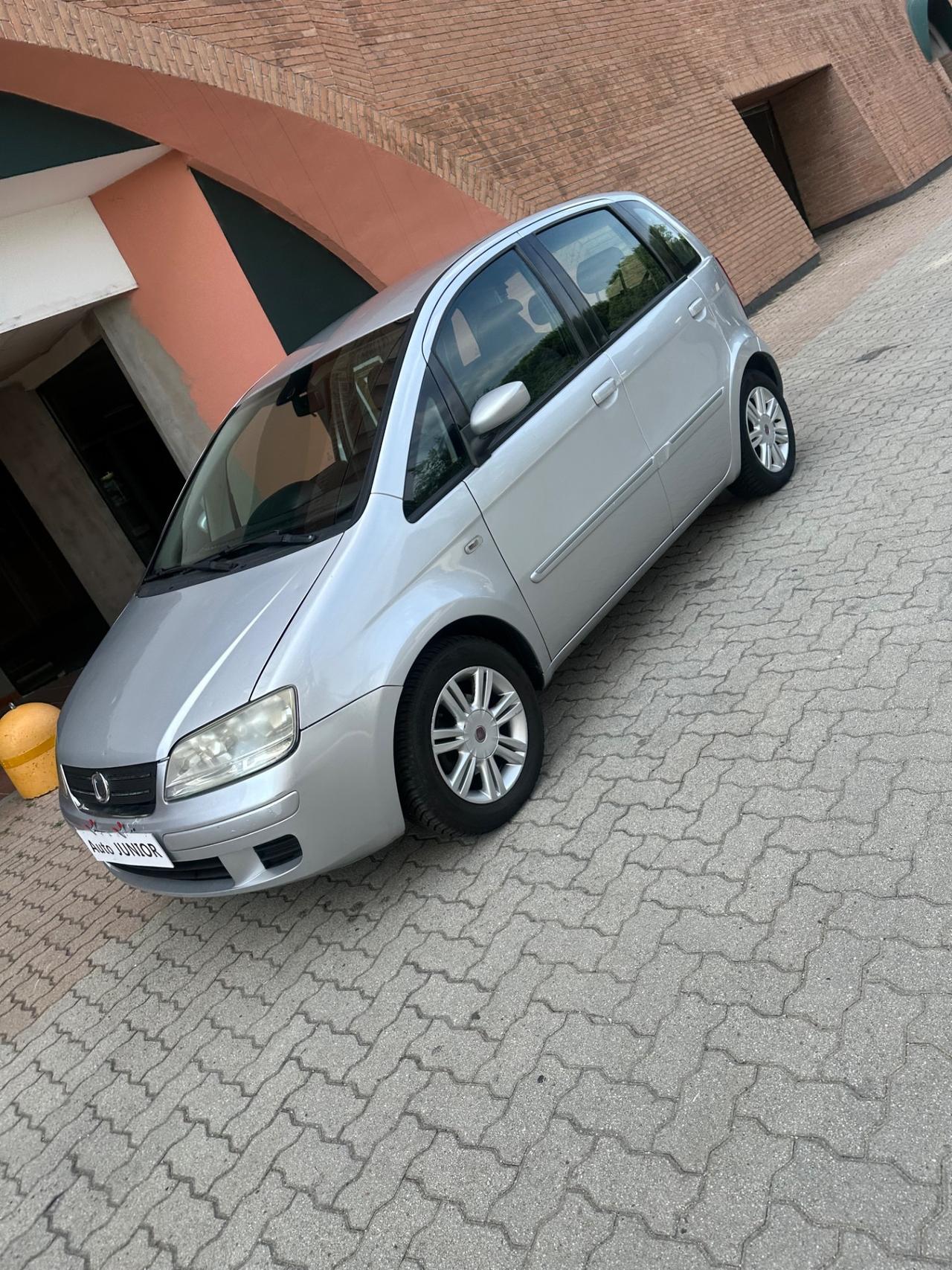 Fiat Idea 1.4 BlackEnergy GPL