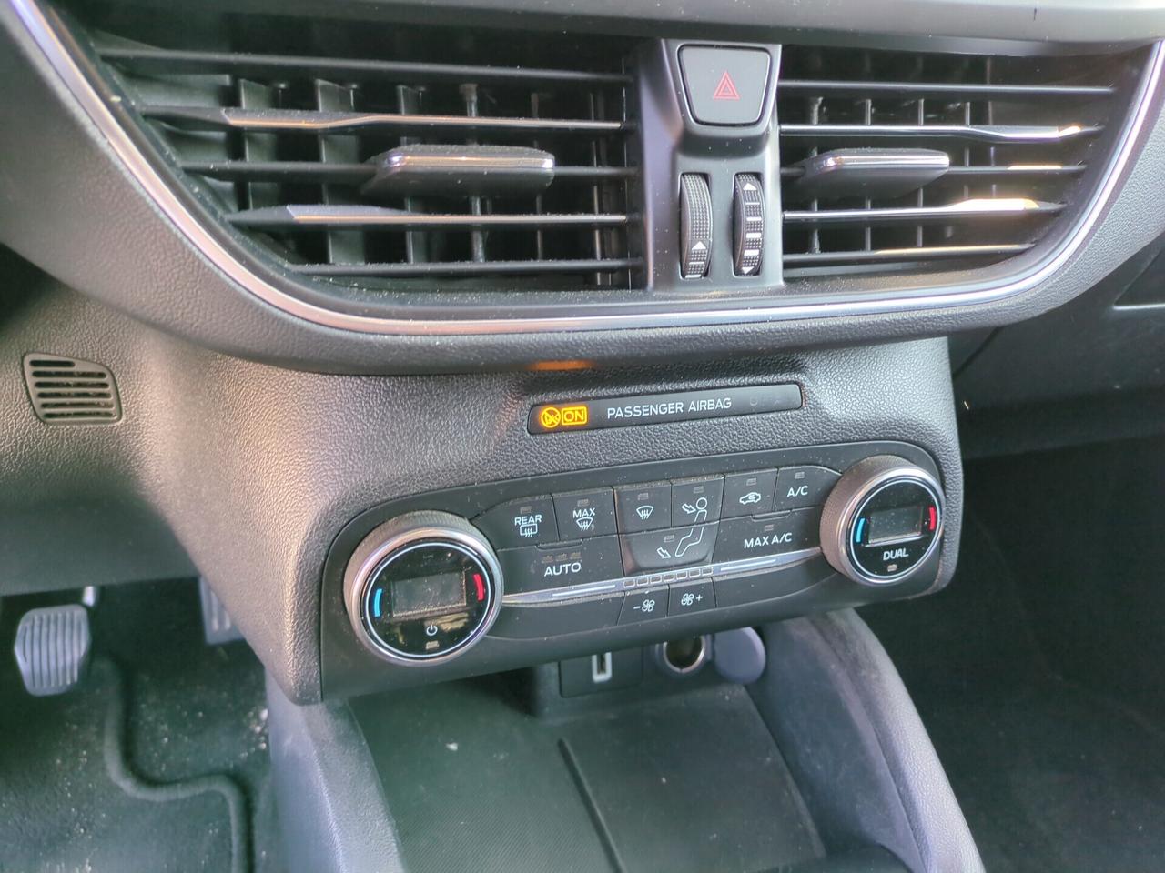 Ford Focus 1.0 EcoBoost 125 CV 5p. Active-GPL