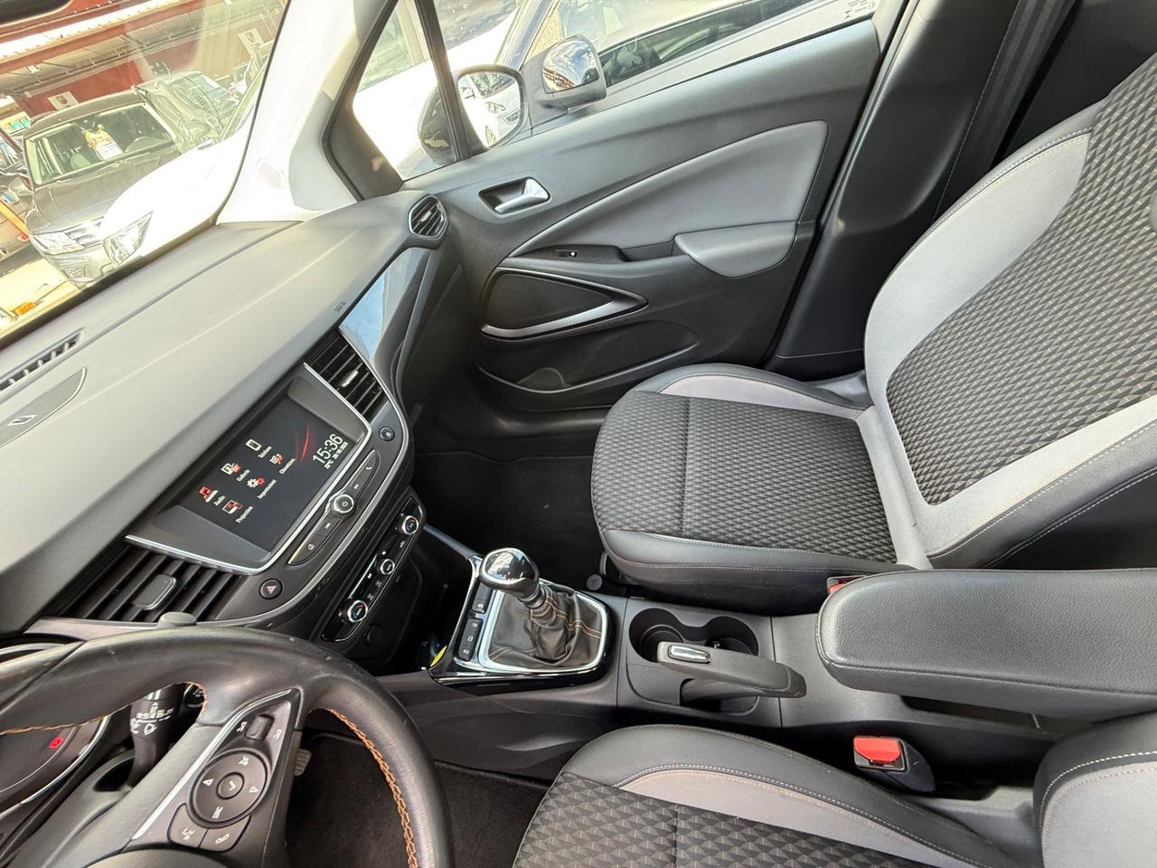 Crossland 1.2 Turbo 110 CV- Ultimate-B-color -