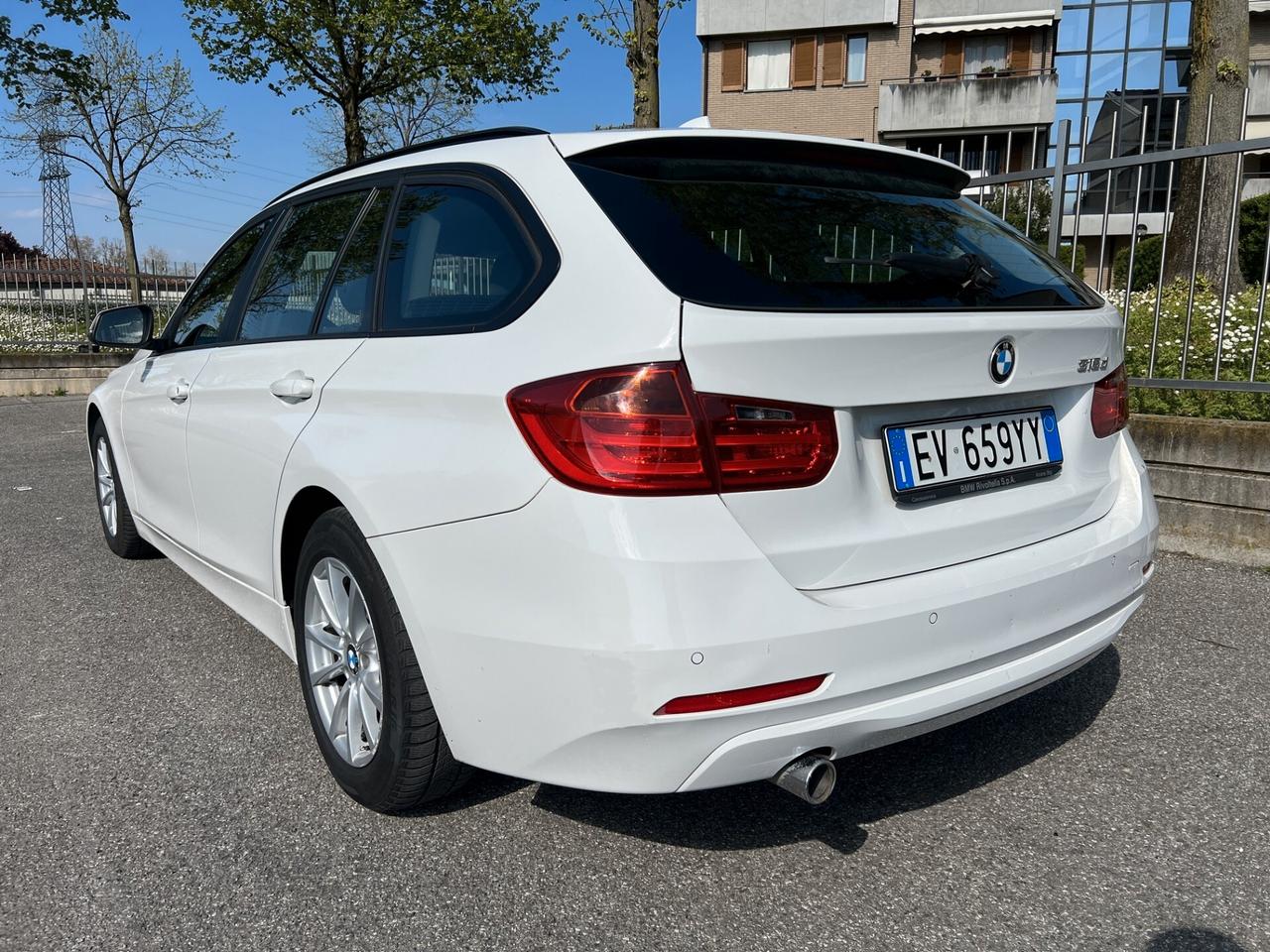 Bmw 316 316d Touring autom. adatta a neopatentati