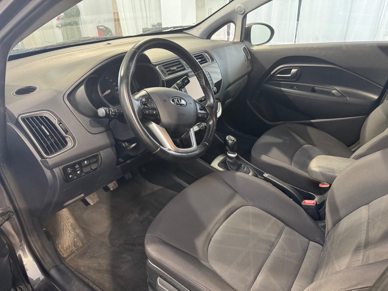 Kia Rio 1.1 CRDi 5p. Cool