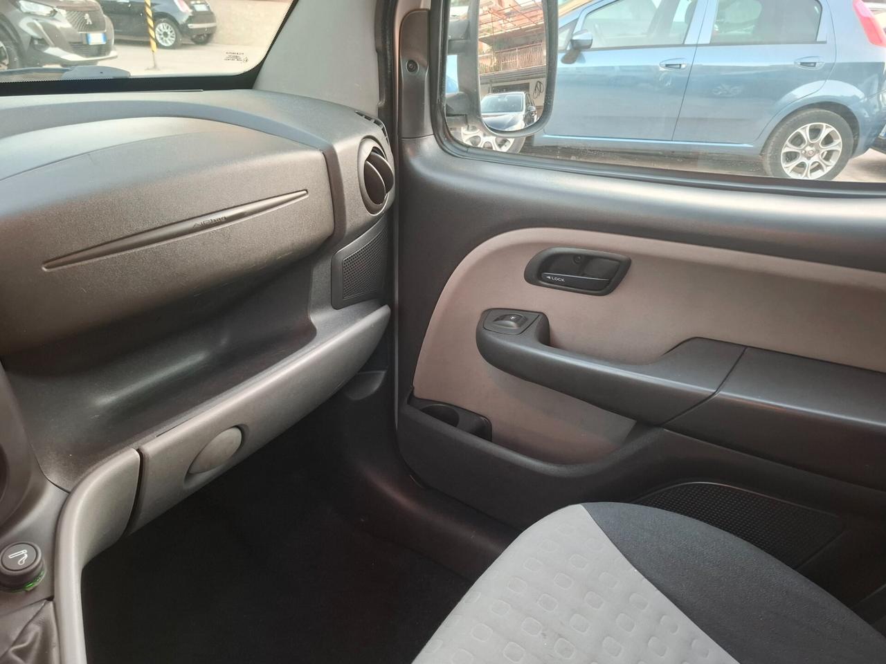 Fiat Doblò - 1.4 Dynamic / disabili sedia a rotelle