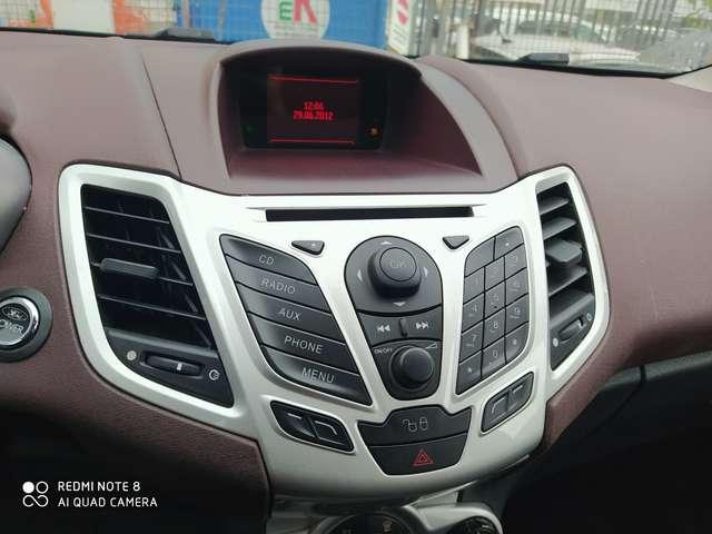 Ford Fiesta Fiesta VI 5p 1.6 tdci + c/esp 95cv E5