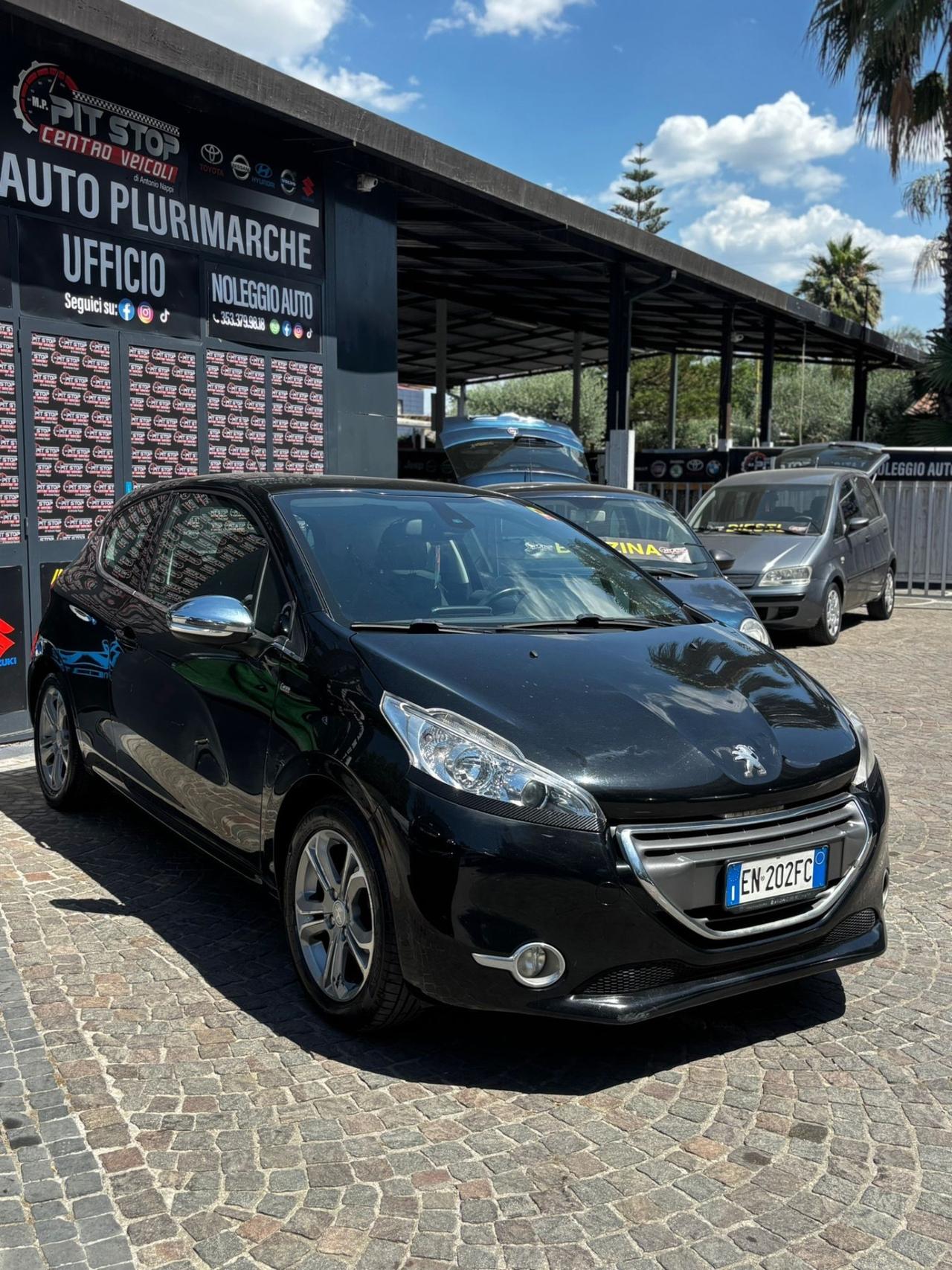 Peugeot 208 1.2 VTi 82 CV 3 porte Allure