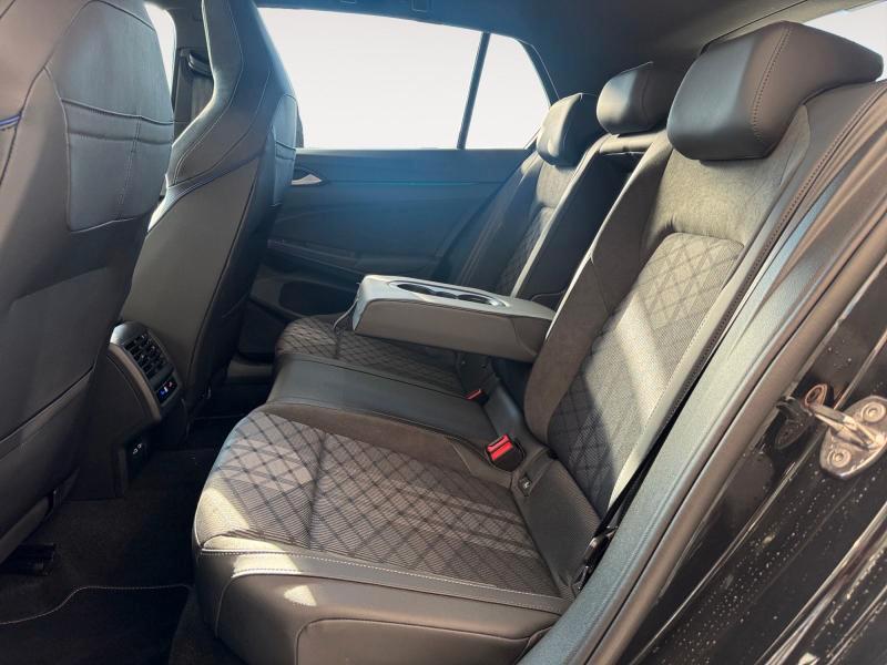 Volkswagen Golf 2.0 tdi R-Line 150cv dsg