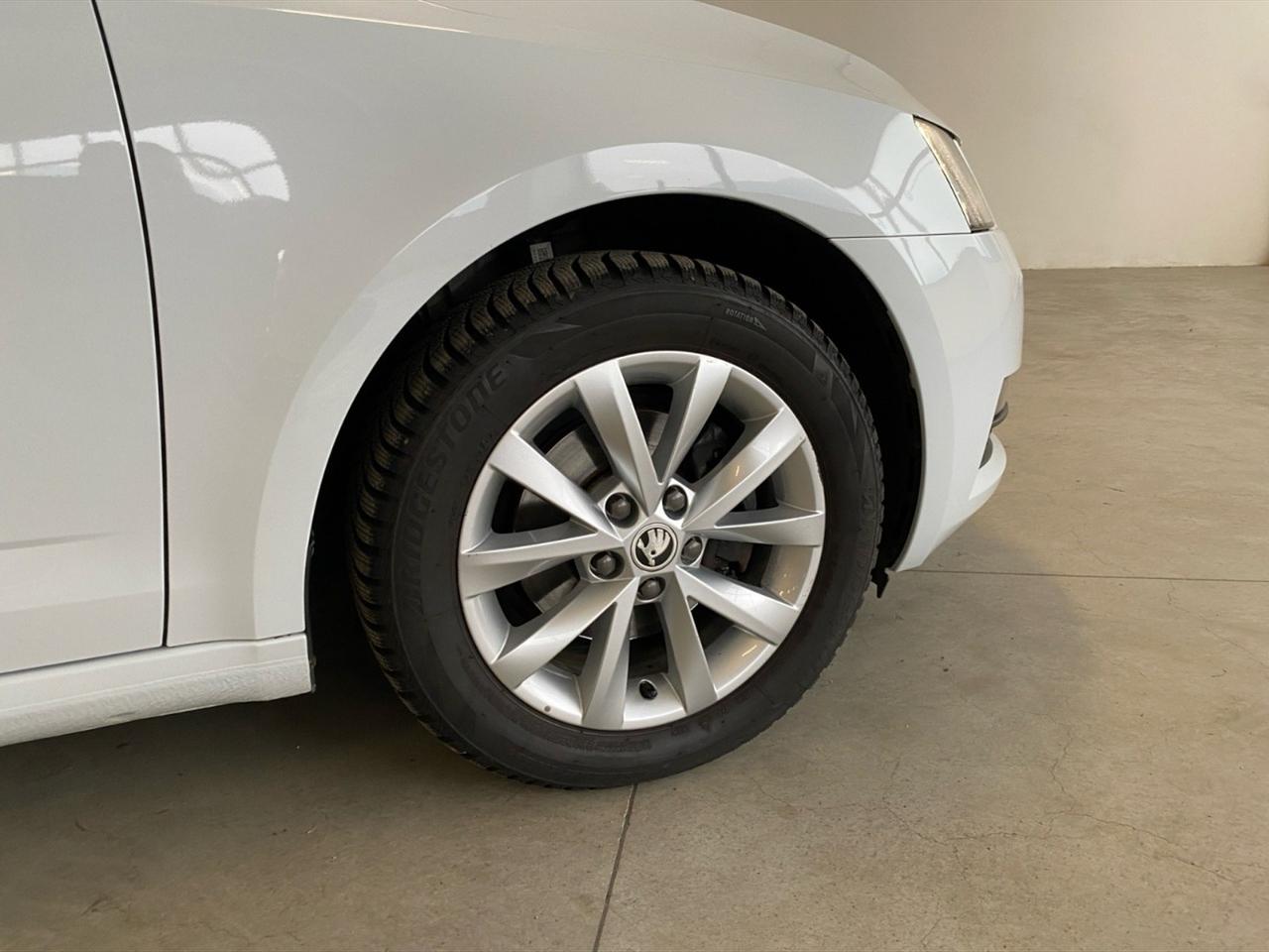 Skoda Octavia 2.0 tdi cr 4x4 dsg wagon executive