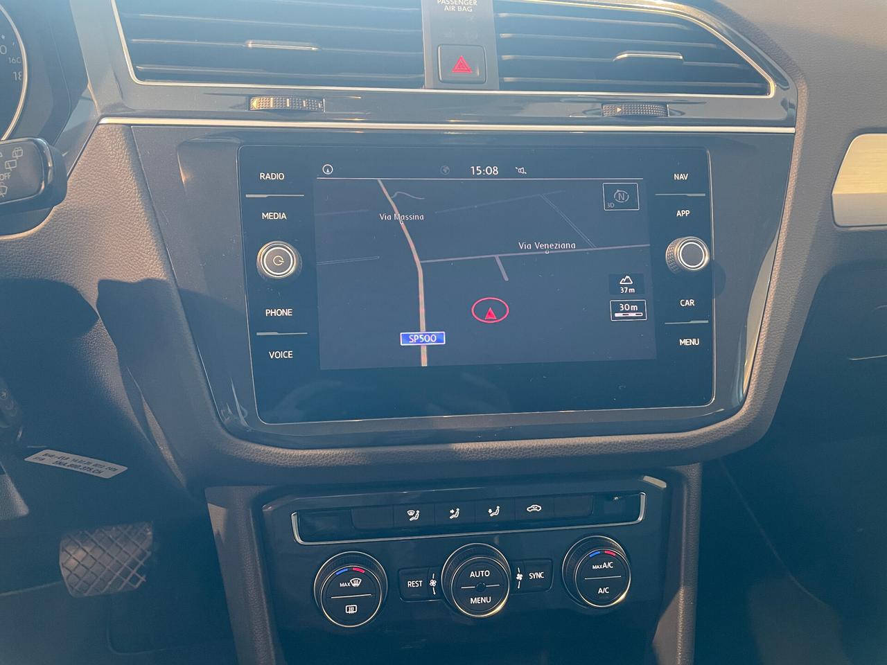 Volkswagen Tiguan 2.0 TDI SCR DSG 4MOTION Sport BMT