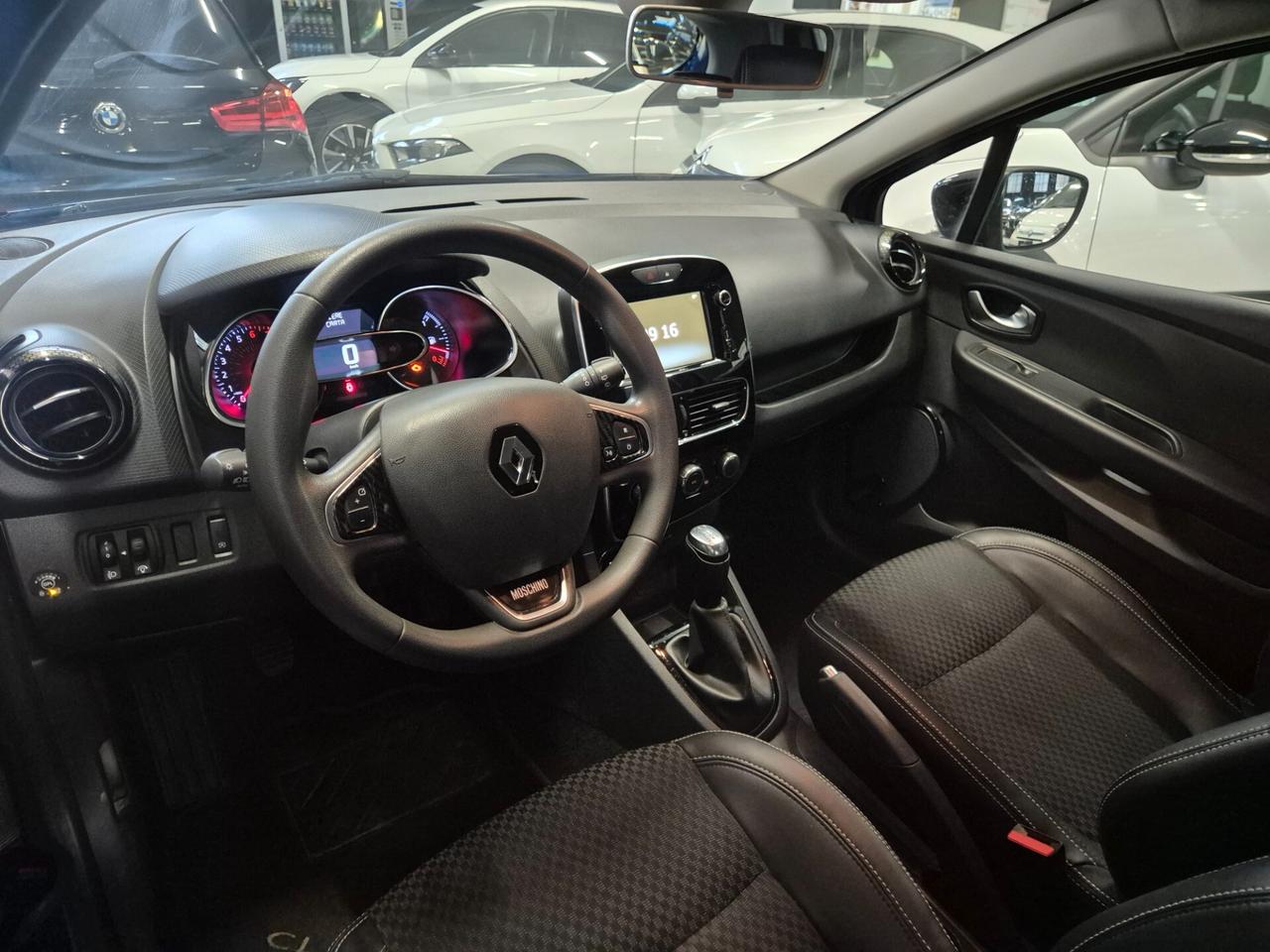 Renault Clio TCe 12V 90 CV GPL 5 porte Moschino Zen