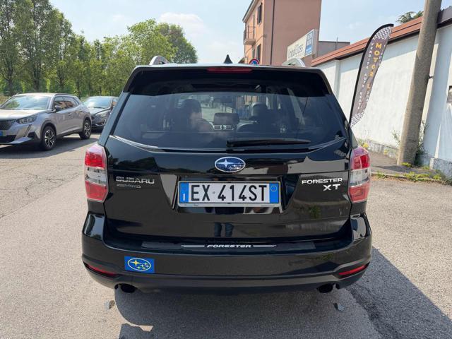 SUBARU Forester 2.0i Lineartronic XT Navi